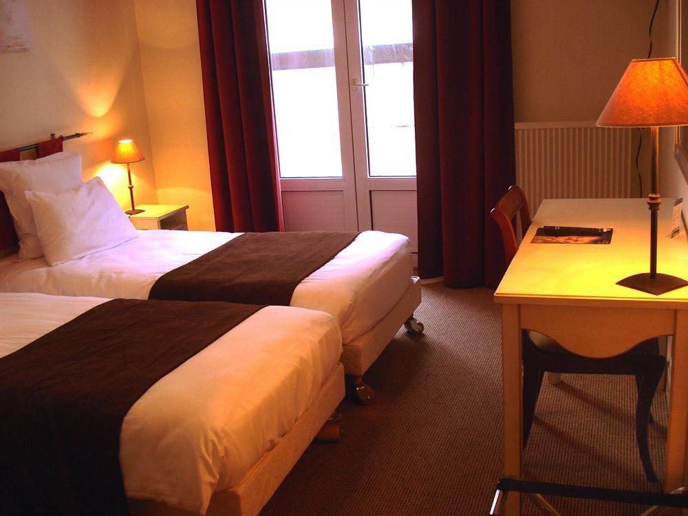 Cerise Royan - Le Grand Hotel De La Plage Buitenkant foto