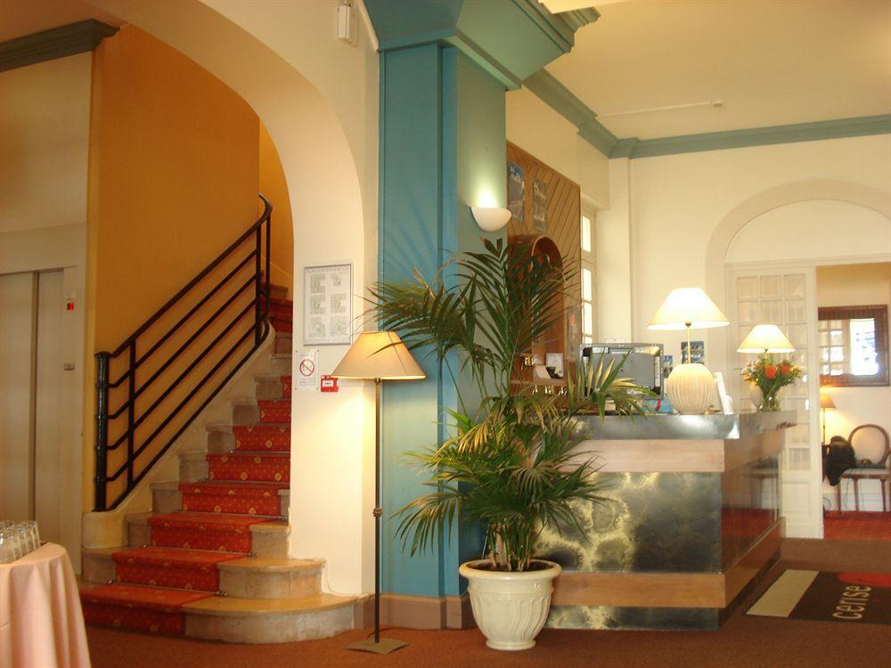 Cerise Royan - Le Grand Hotel De La Plage Buitenkant foto