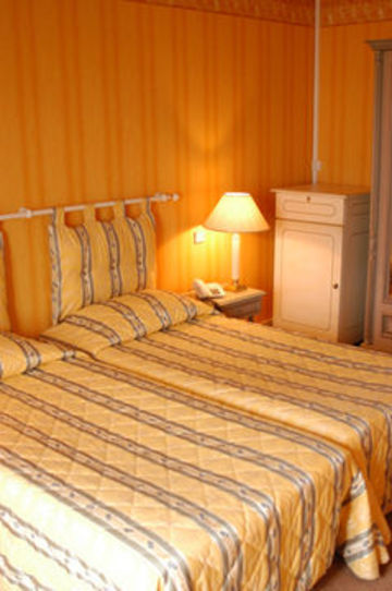 Cerise Royan - Le Grand Hotel De La Plage Kamer foto